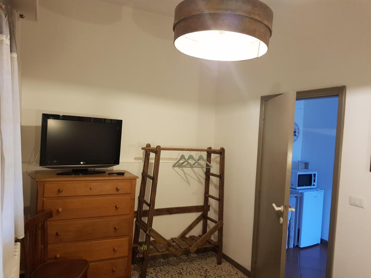Апартаменты Casa Jole Поппи Экстерьер фото